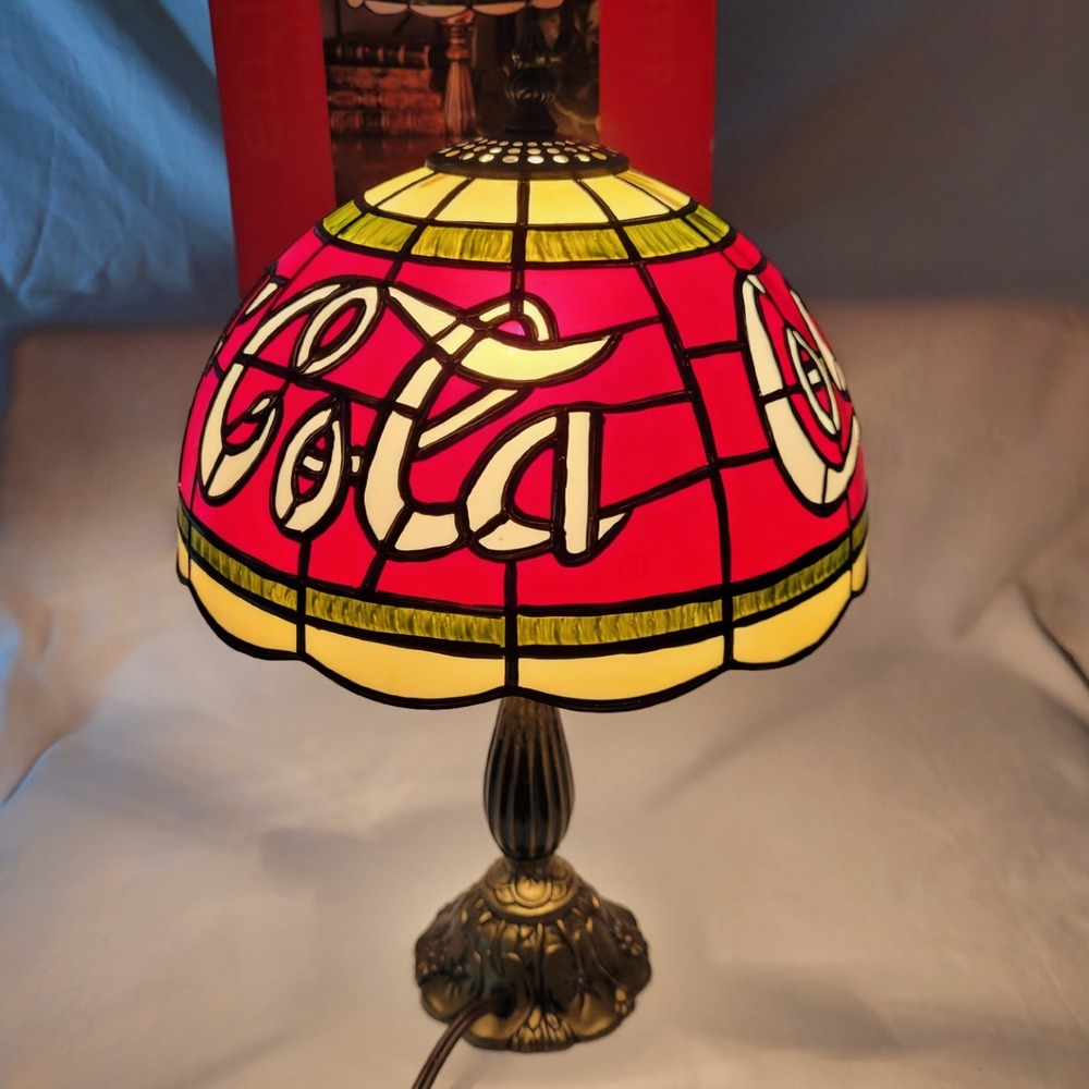 Coca-Cola Stained Glass Style Accent Lamp Red Tiffany Style Table Light Vintage